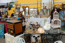 AlamedaPointAntiquesFaire M-003