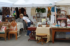 AlamedaPointAntiquesFaire M-012