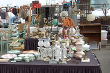 AlamedaPointAntiquesFaire M-047