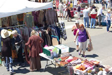 AlamedaPointAntiquesFaire M-055