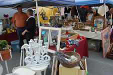 AlamedaPointAntiquesFaire M-069